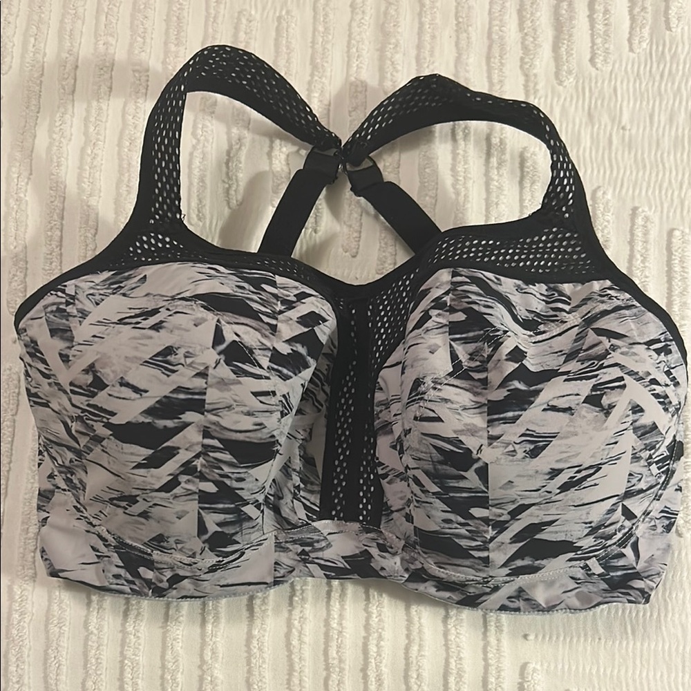 Black and Gray Racerback Sports Bra with Moisture-Wicking Fabric